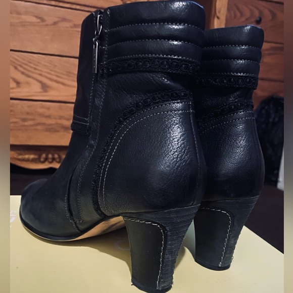 Anita Leather boots booties Sz 8.5 women’s designer leather boots EUC - Picture 12 of 14